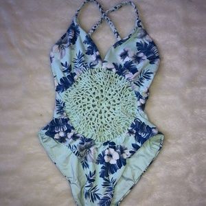 New- Frankies Bikinis Poppy One Piece (Size: S)